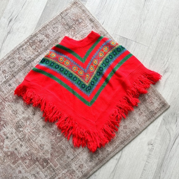 Vintage Fringe Mock Neck Knit Poncho/Cape- Canadian Made - Red/Green - Picture 1 of 7